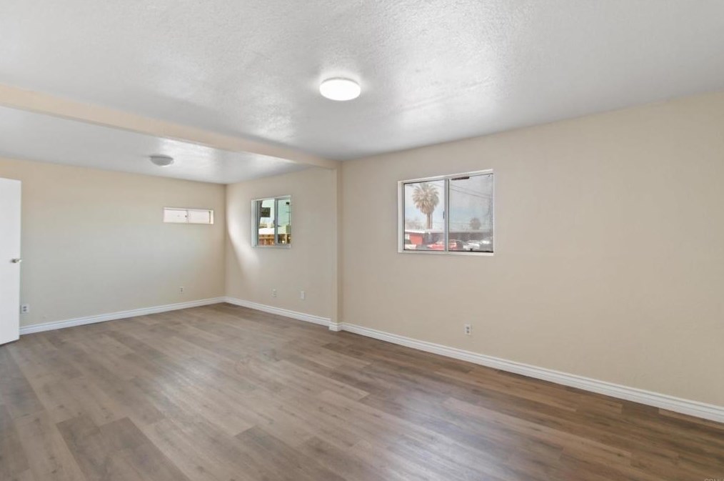1011 Coyote Cv, Barstow, CA 92311-1825
