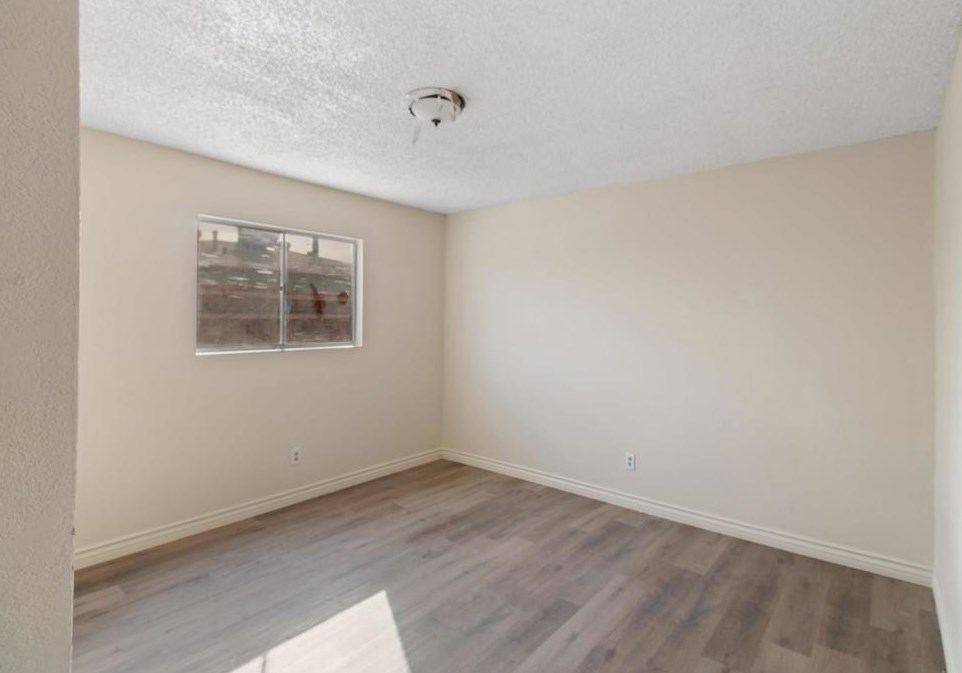 1011 Coyote Cv, Barstow CA  92311-1825 exterior