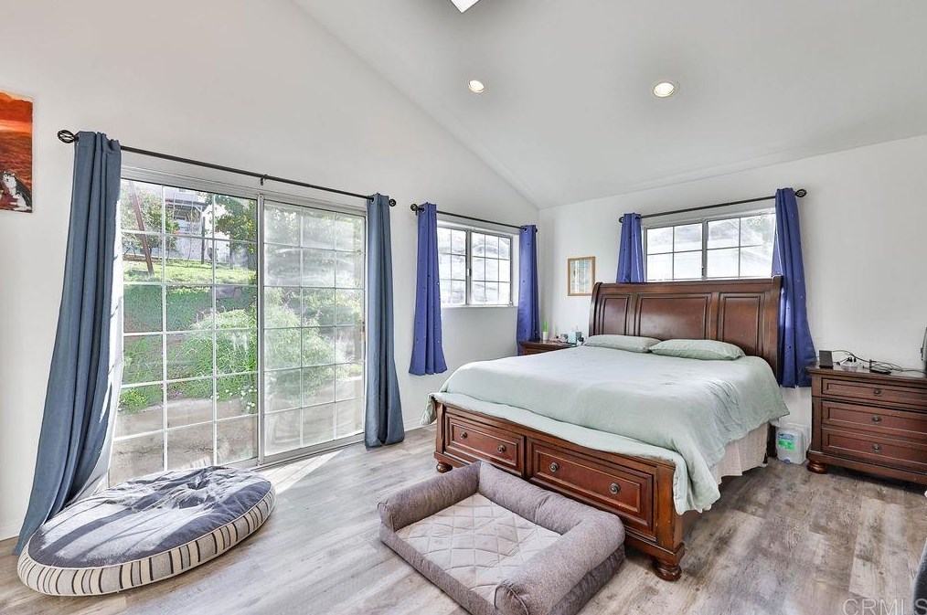 10341 Del Rio Rd, Spring Valley CA  91978-1008 exterior