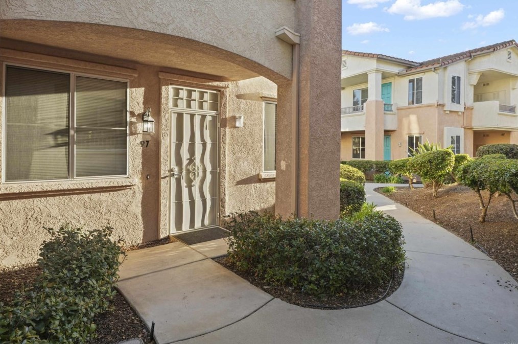 11428 Via Rancho San Diego #97, El Cajon, CA 92019