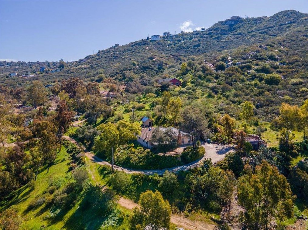 3015 La Cresta Rd, El Cajon, CA 92021