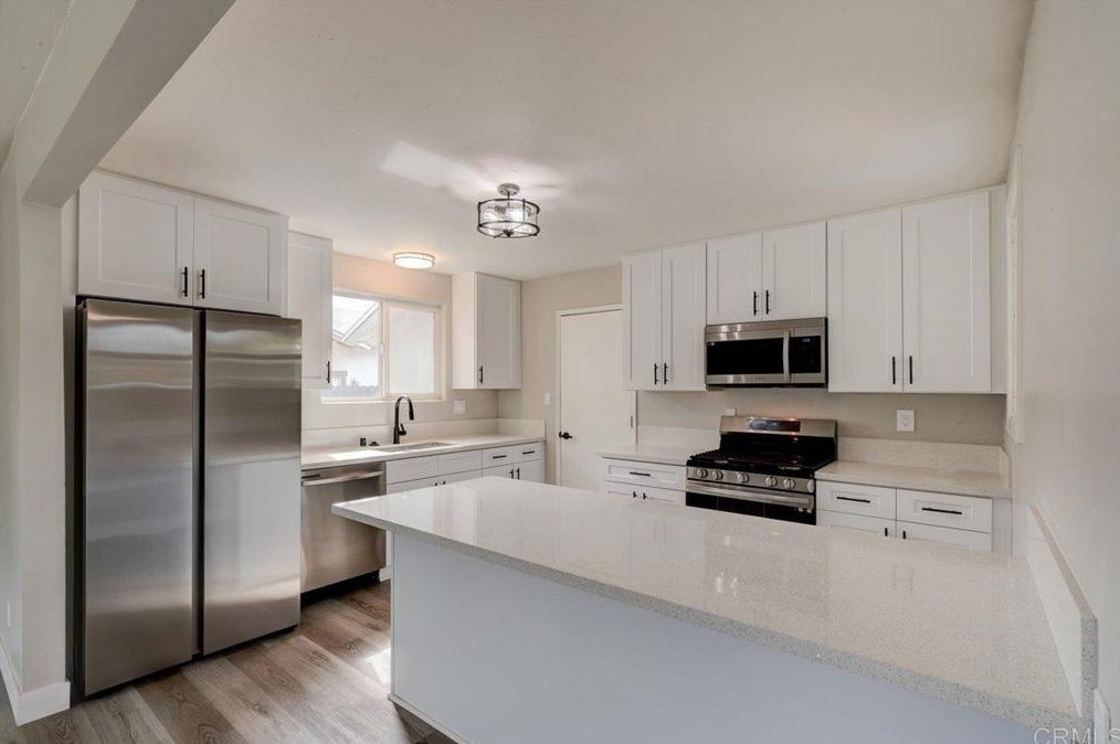 620 Camellia St, Escondido CA  92027-2027 exterior