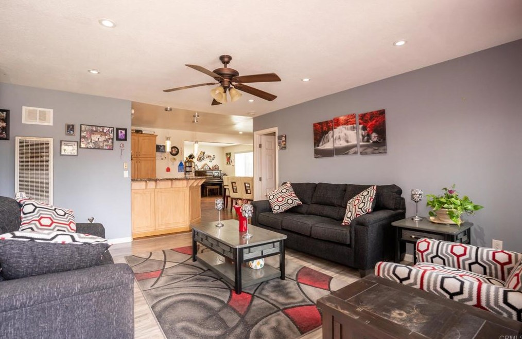 107 Olympia St, Chula Vista, CA 91911-3607