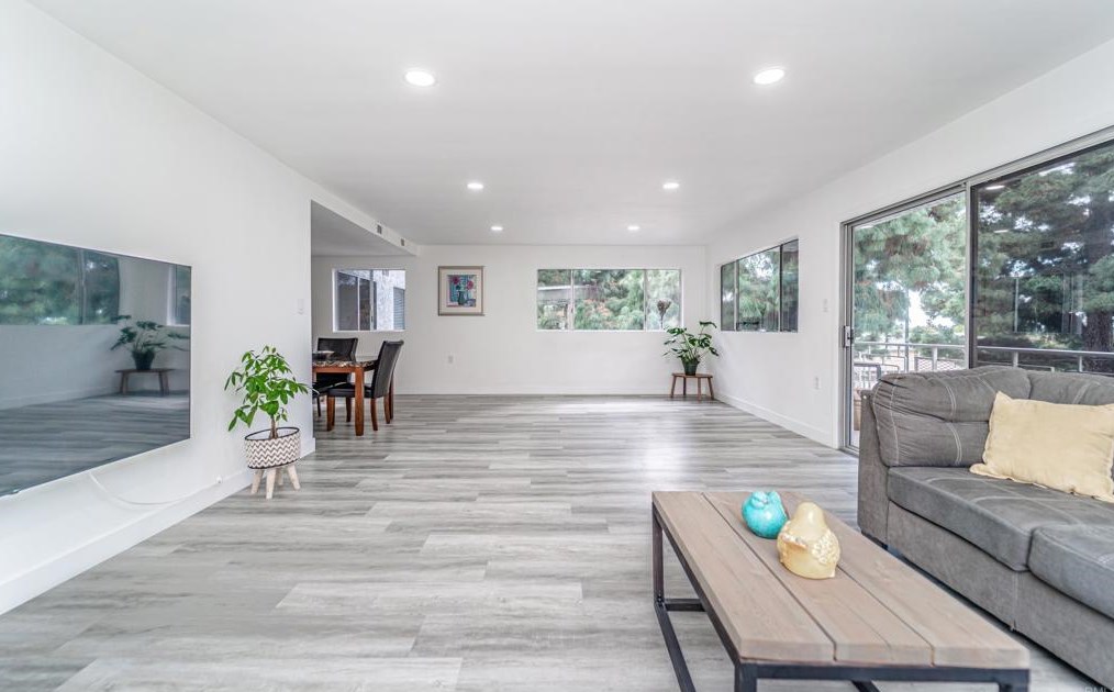 12031 Beverly Blvd #2d, Whittier, CA 90601