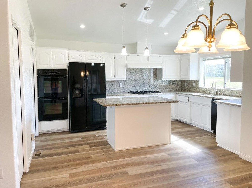 11851 Riverside Dr #235, Lakeside, CA 92040