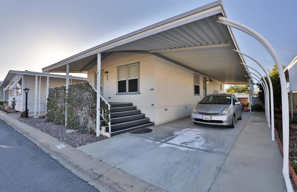1212 H St #150, Ramona, CA 92065