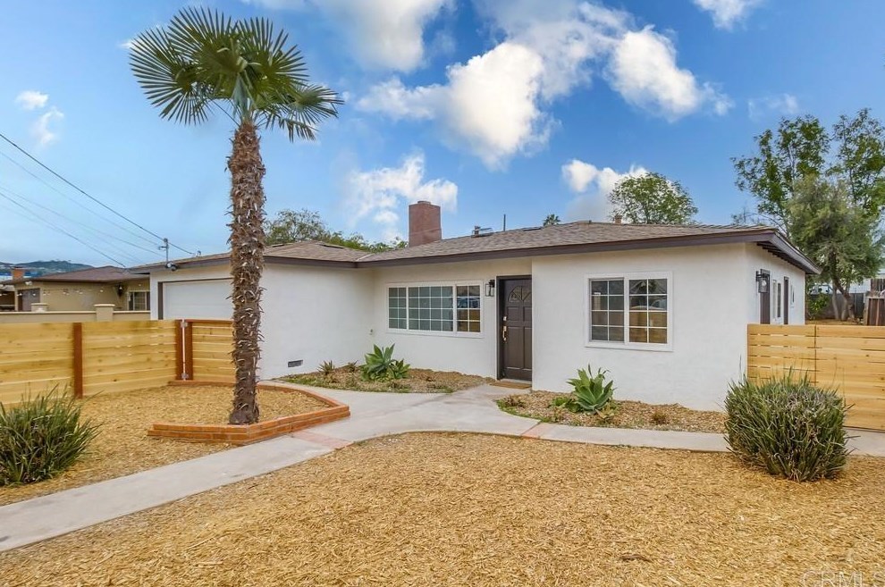 9651 Maccool Ln, Santee, CA 92071