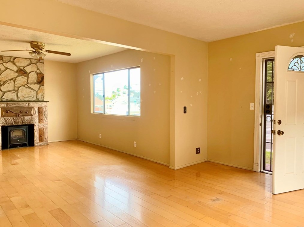 1022 E 8th, National City, CA 91950
