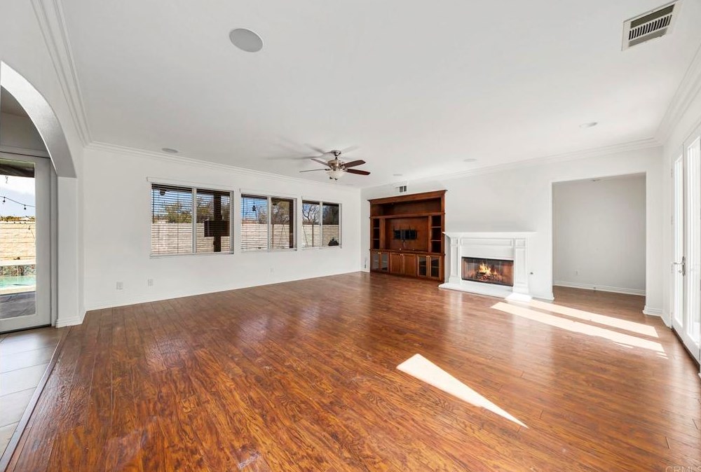 35183 Via Santa Catalina, Winchester CA  92596-8588 exterior