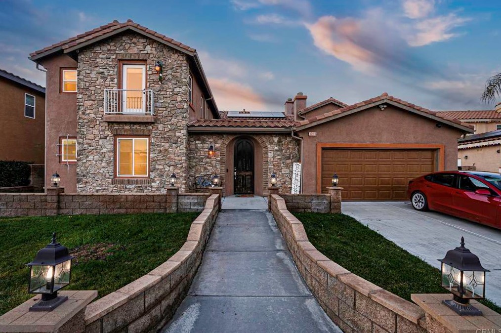 35183 Via Santa Catalina, Winchester CA  92596-8588 exterior