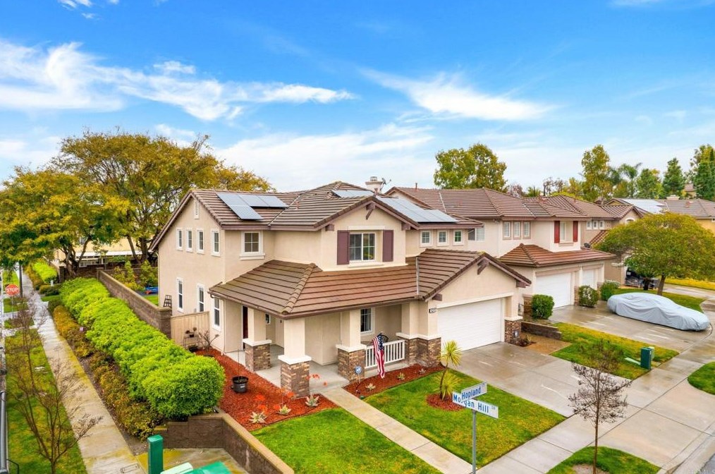 1211 Hopland Ct, Chula Vista, CA 91913-1438