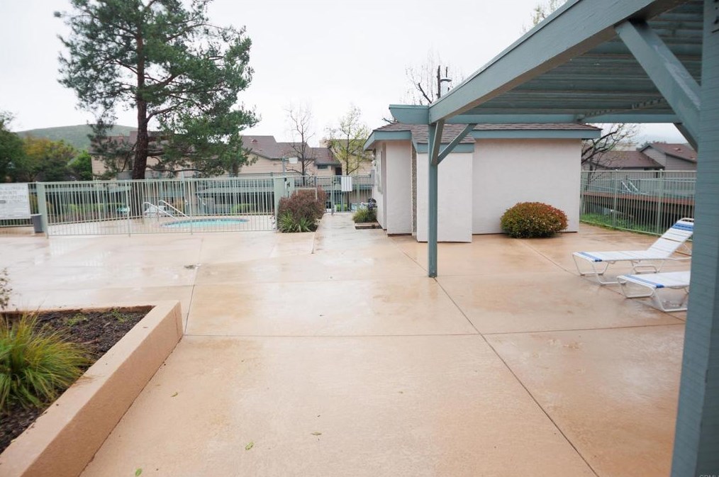 3039 Charwood Ct, Spring Valley CA  91978-1948 exterior