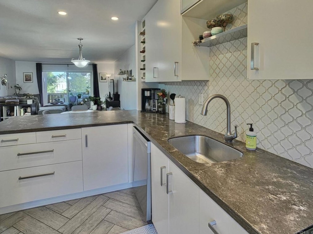 5700 Baltimore Dr #217, La Mesa, CA 91942
