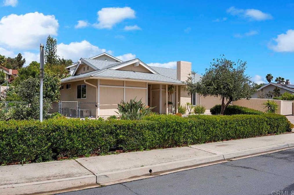 13106 Wanesta Dr, Poway, CA 92064