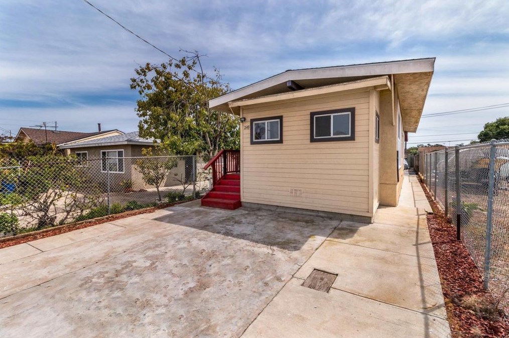 249 Zenith St, Chula Vista, CA 91911