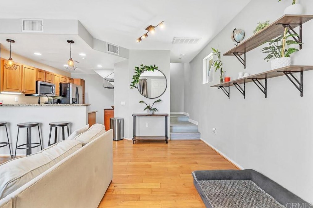 7705 El Cajon Blvd #7, La Mesa, CA 91942