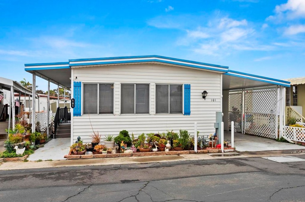 677 G St #101, Chula Vista, CA 91910