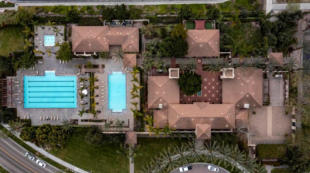 2301 Hummingbird St, Chula Vista CA  91915-2419 exterior