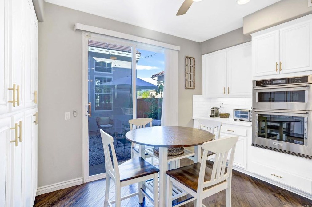 790 Esperanza Pl, Chula Vista CA  91914-2436 exterior