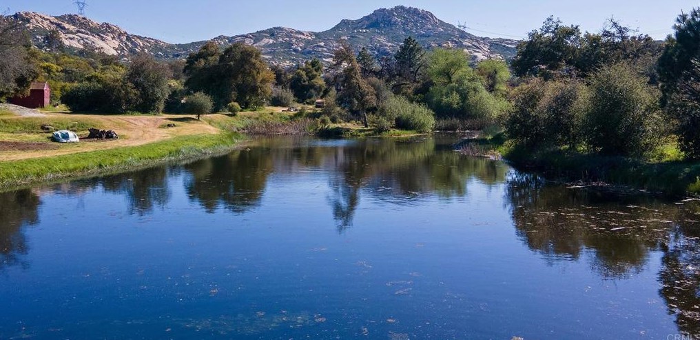 3890 Gaskill Peak Rd, Alpine, CA 91901