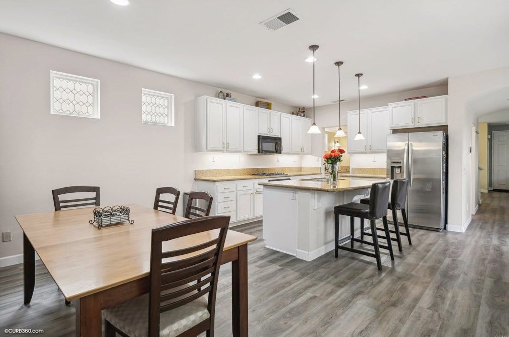1511 Magdalena Ave, Chula Vista CA  91913-3909 exterior