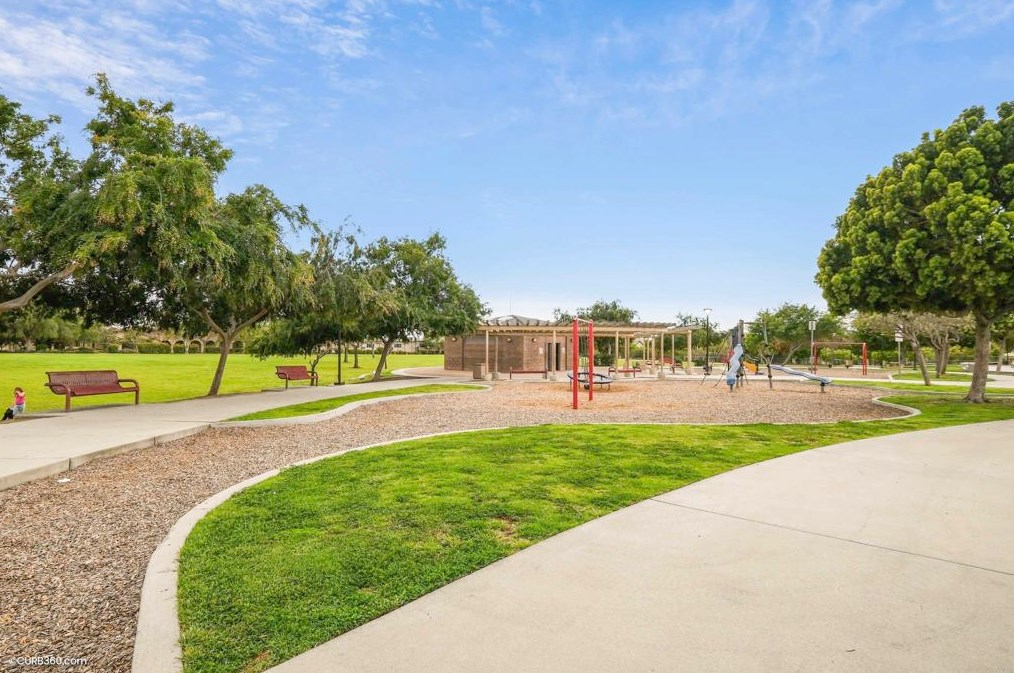 1511 Magdalena Ave, Chula Vista CA  91913-3909 exterior