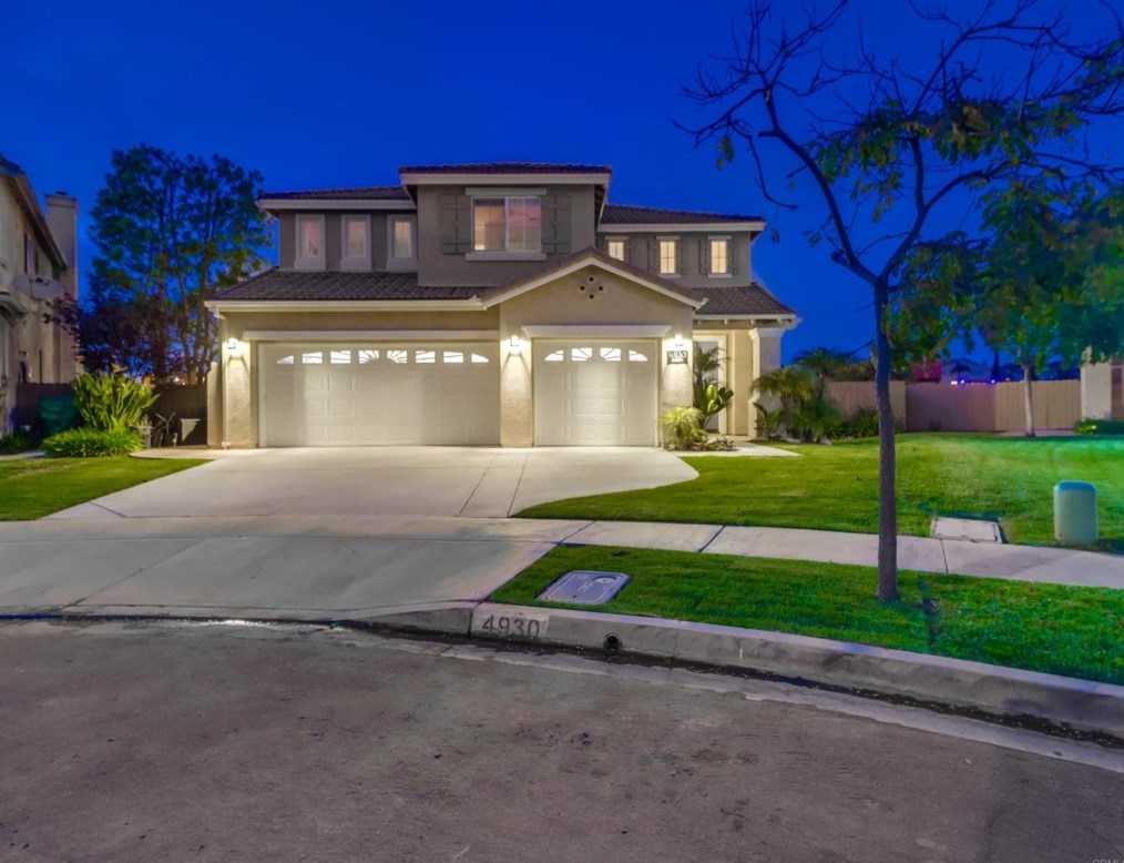 4930 Surfcliff Point, San Diego, CA 92154