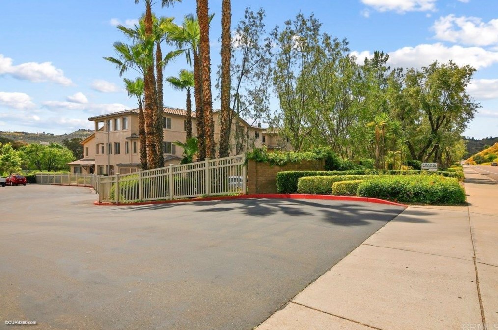 3275 Dehesa Rd #79, El Cajon, CA 92019