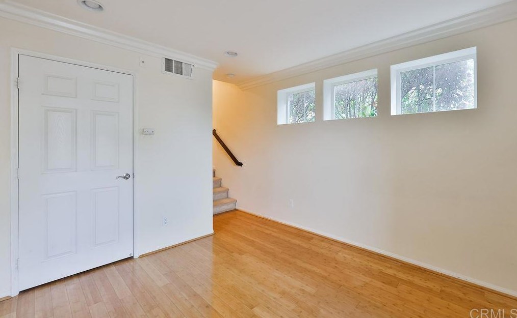 1015 Iron Wheel St, Santee, CA 92071-7604