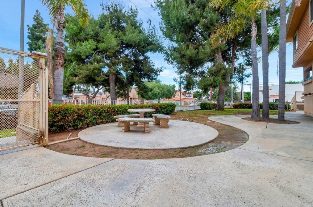 621 D St, Chula Vista CA  91910-1315 exterior