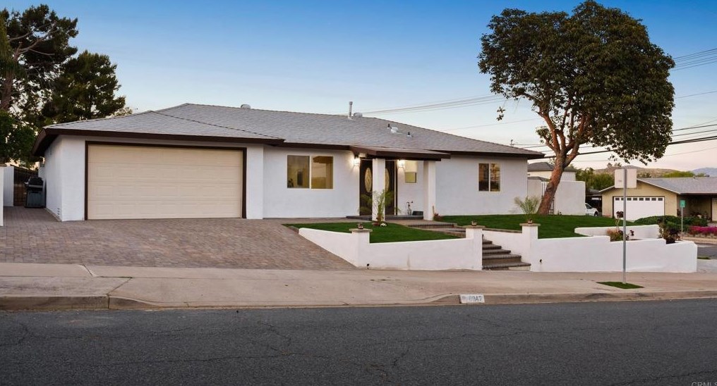 8842 Rumson Dr, Santee, CA 92071