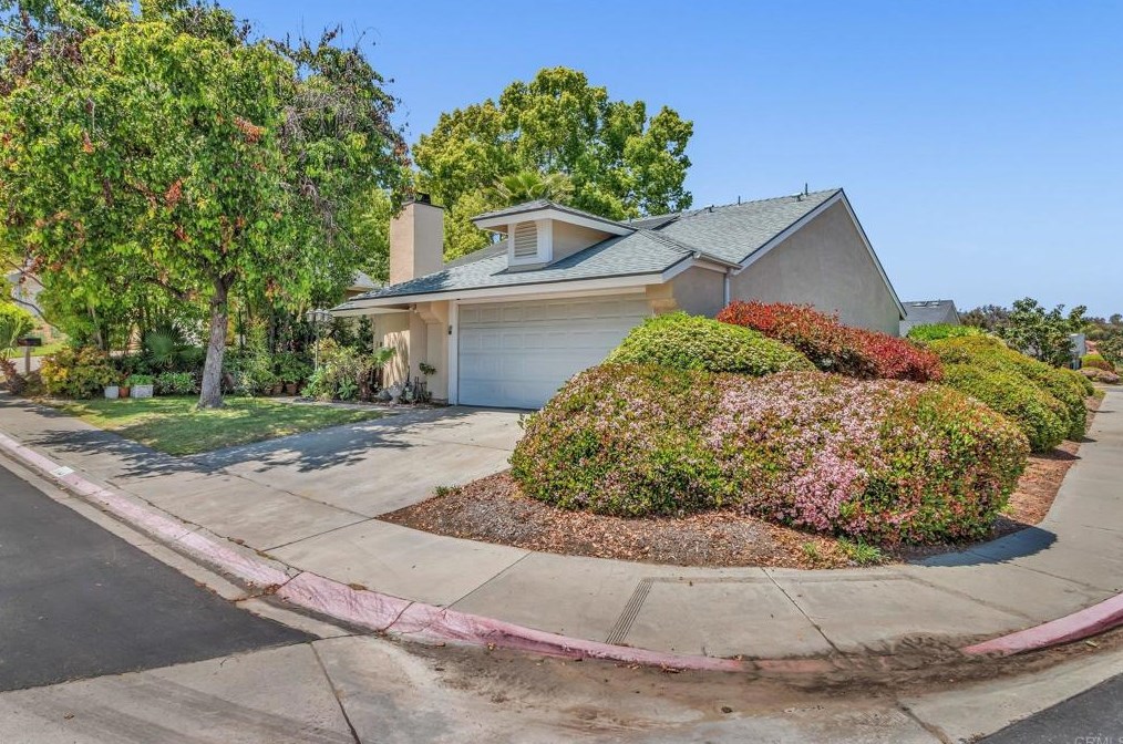 334 Poppyfield Gln, Escondido, CA 92026-1456