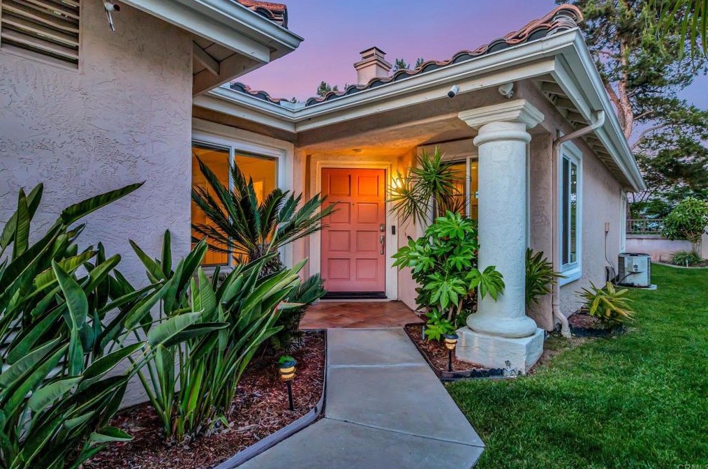 2521 Whispering Palms Loop, Chula Vista, CA 91915-1401