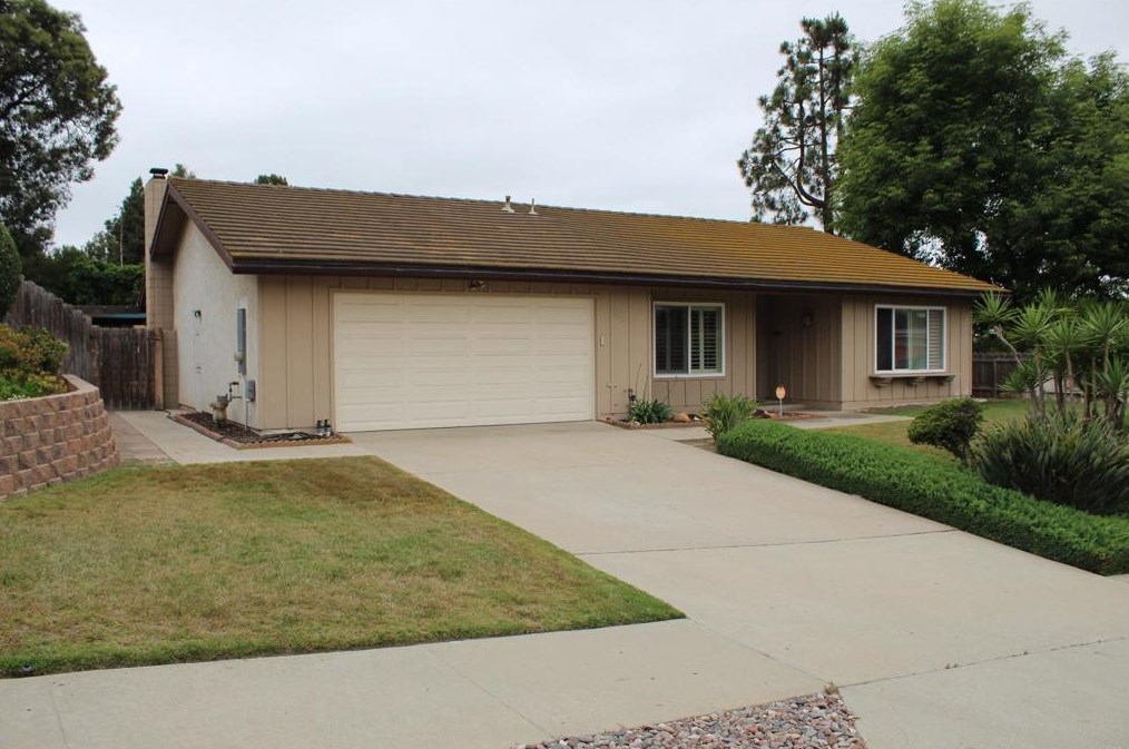 5812 Central Ave, Bonita, CA 91902