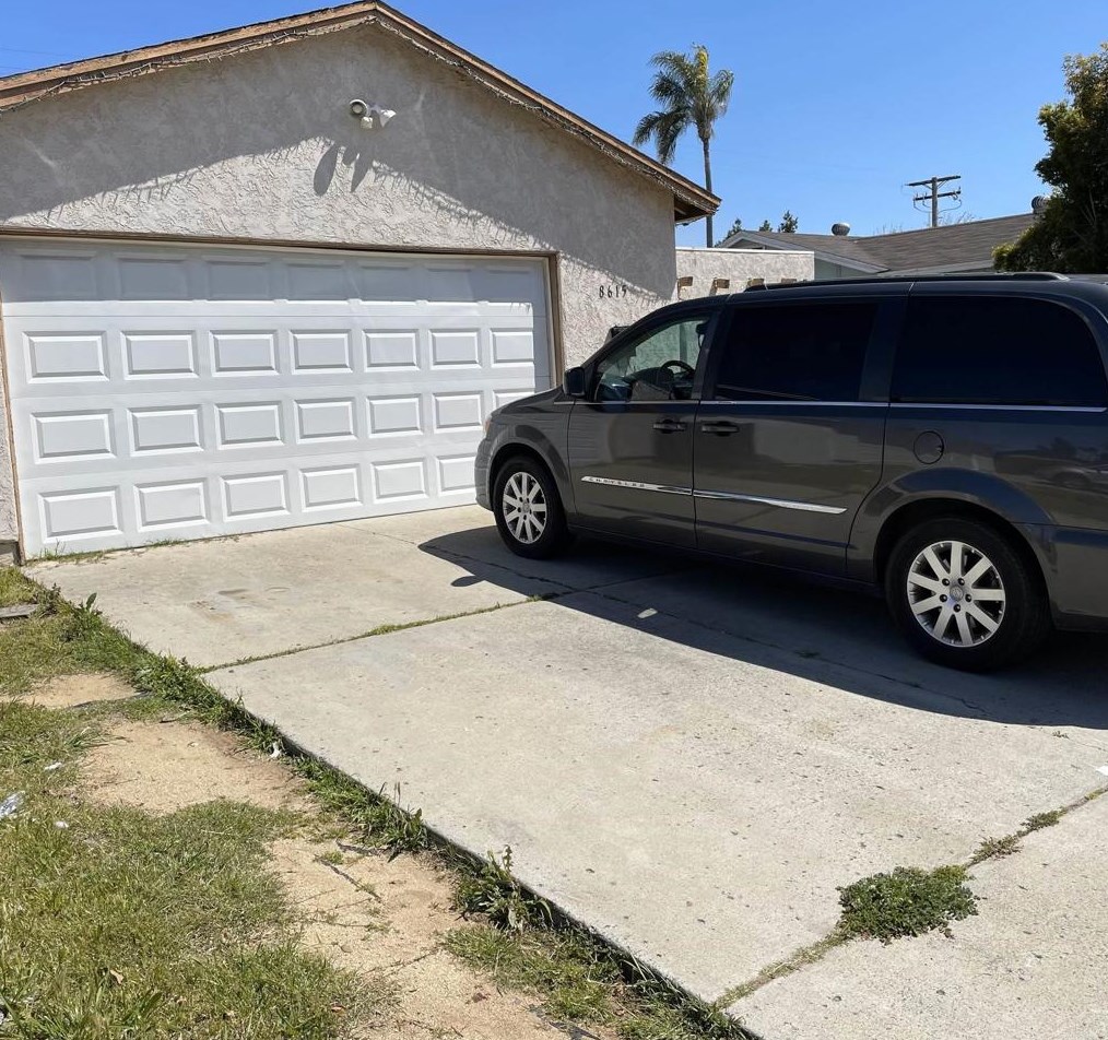8615 Ian Way, Santee, CA 92071-4469