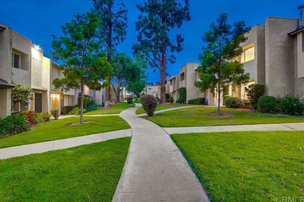 10342 Kerrigan St, Santee, CA 92071