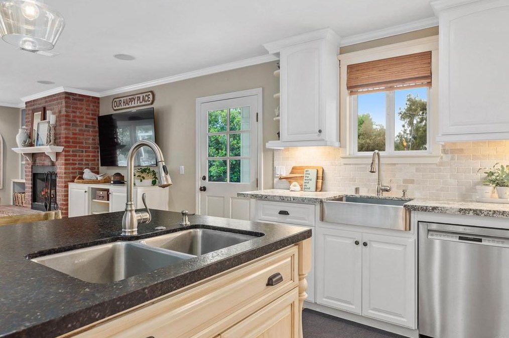 16623 Avenida Florencia, Poway CA 92064-1505 exterior