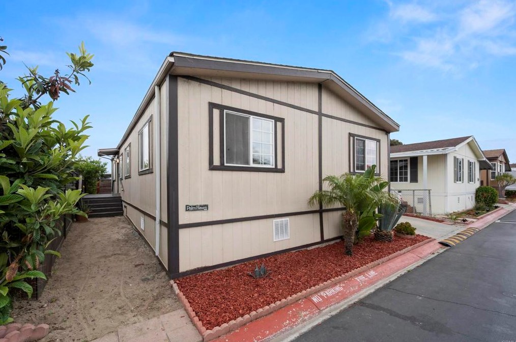 3890 Sipes Ln #17, San Diego, CA 92173