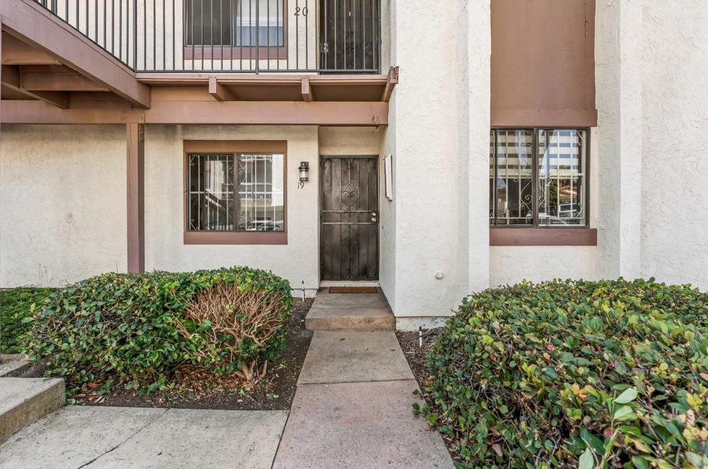 1910 E 24th St #19, National City, CA 91950