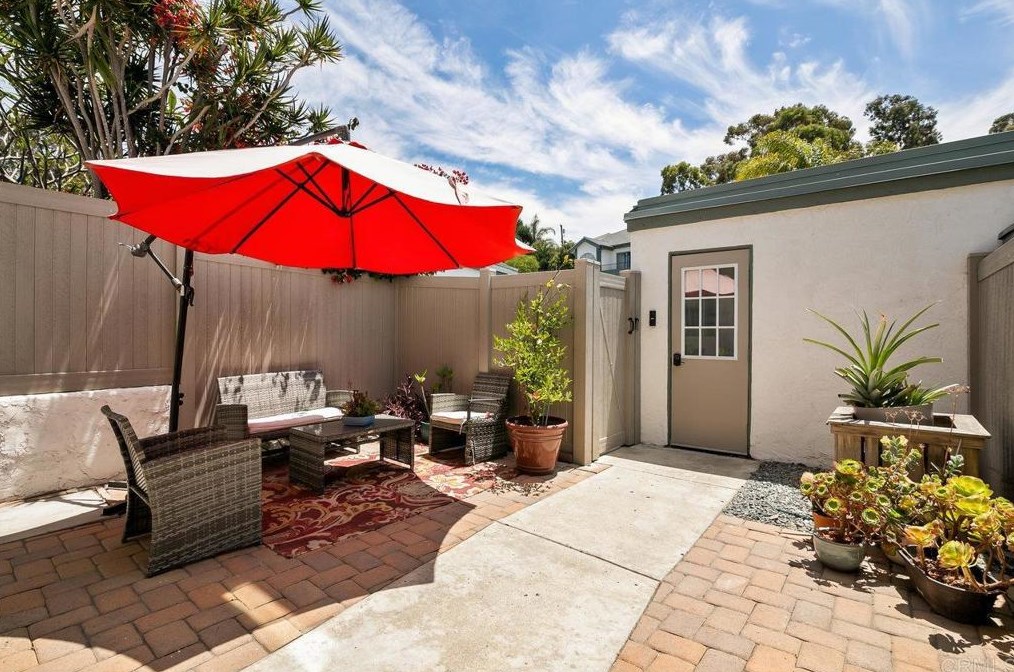 8762 Spring Canyon Dr, Spring Valley, CA 91977