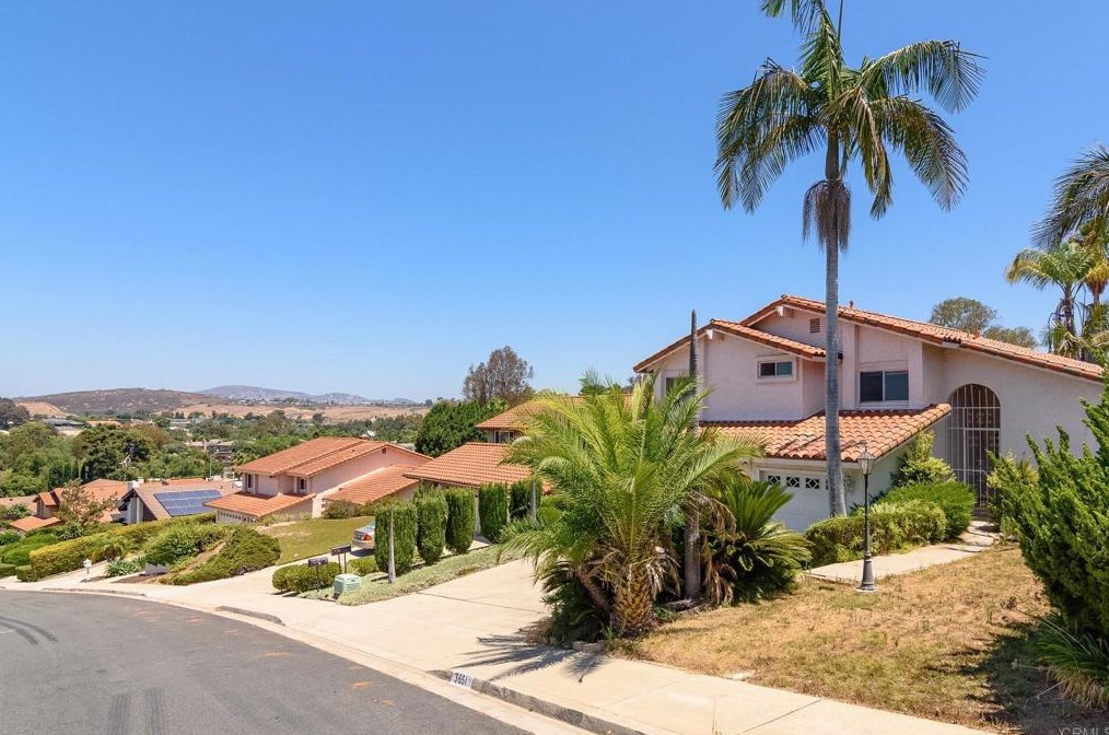 3651 Belle Bonnie Brae Rd, Bonita, CA 91902-2703