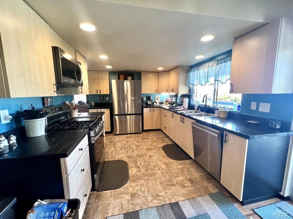 8661 Winter Gardens Blvd #49, Lakeside, CA 92040