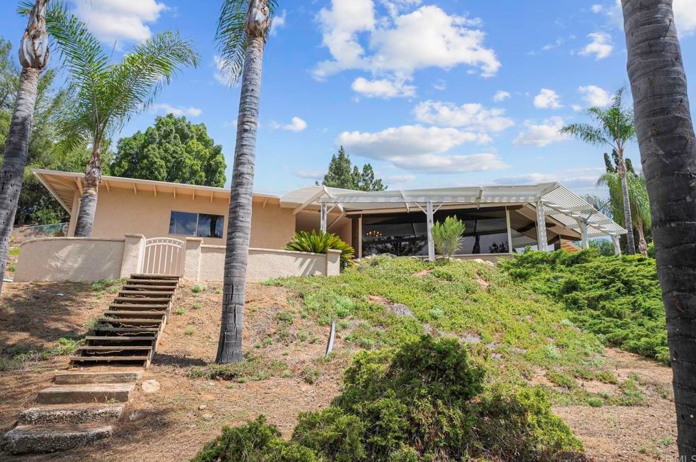 1766 Hidden Mesa Rd, El Cajon, CA 92019