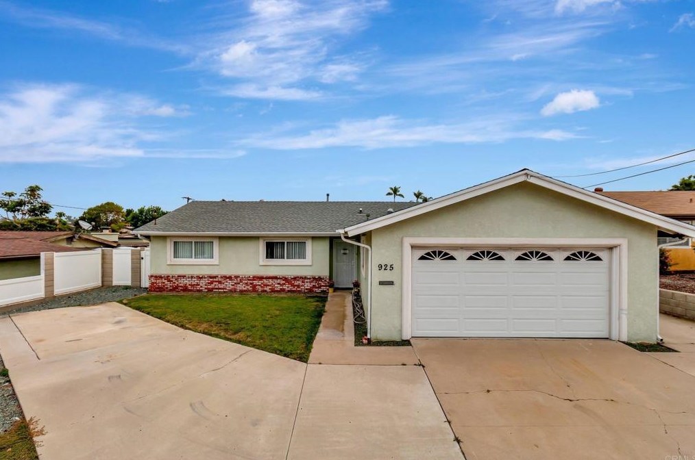 925 Maria Way, Chula Vista, CA 91911-2311