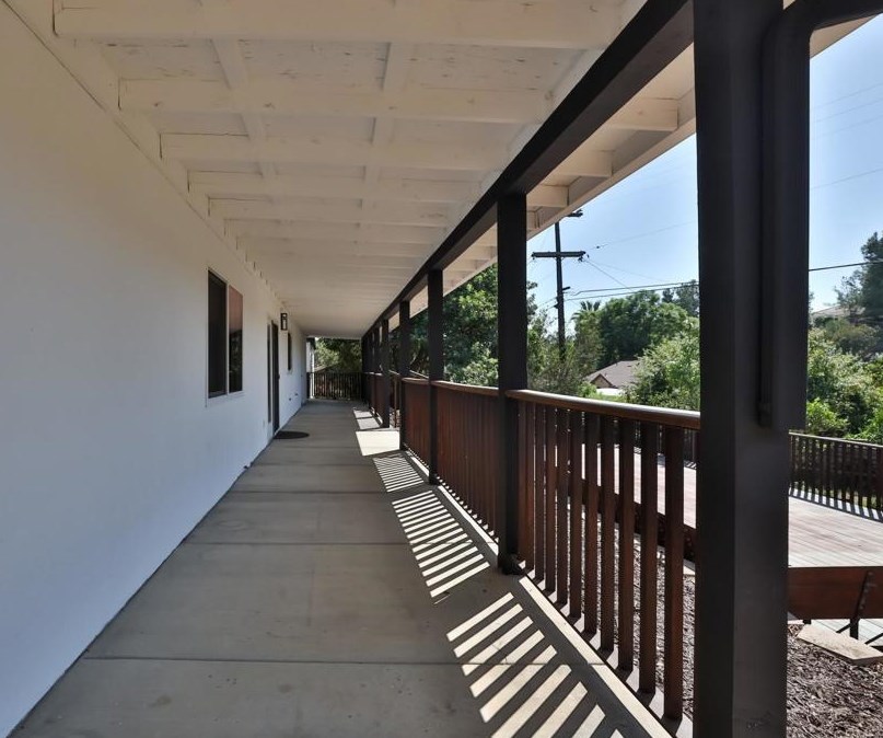 2167 Reineman Rd, Fallbrook CA 92028-4452 exterior