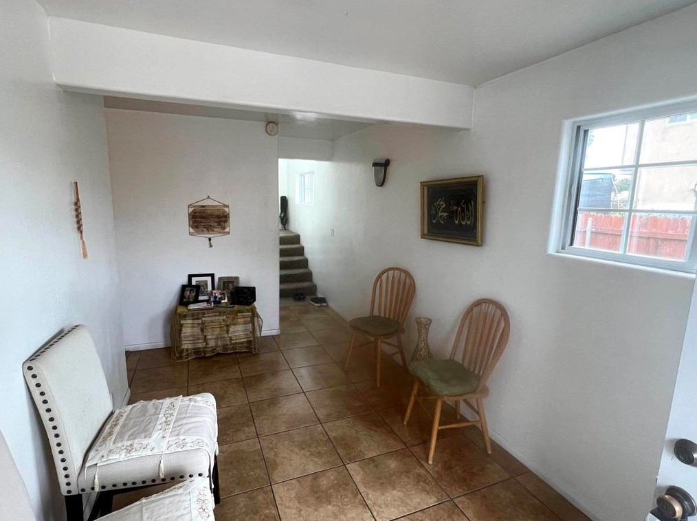 1130 Elm Ave, Chula Vista CA  91911-3307 exterior