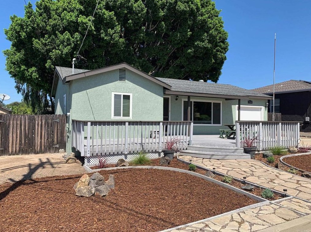 7340 Santa Maria Dr, La Mesa, CA 91942