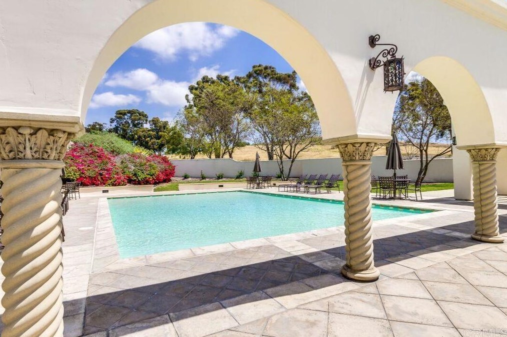 913 Bryce Cyn Ave, Chula Vista CA  91914-3601 exterior