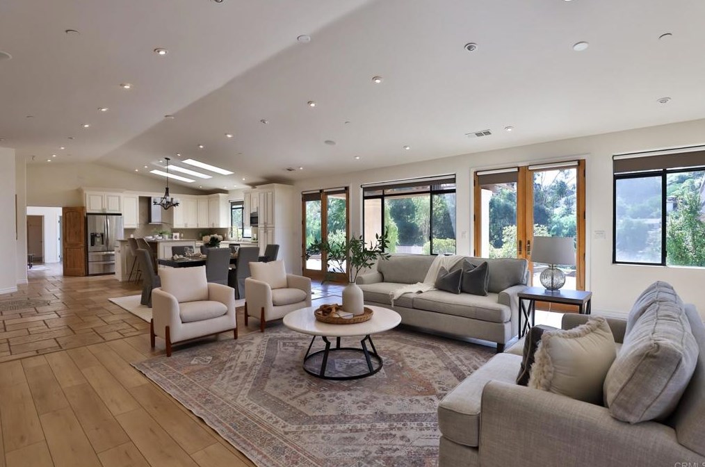 4096 Old Orchard Ln, Bonita CA  91902-2337 exterior