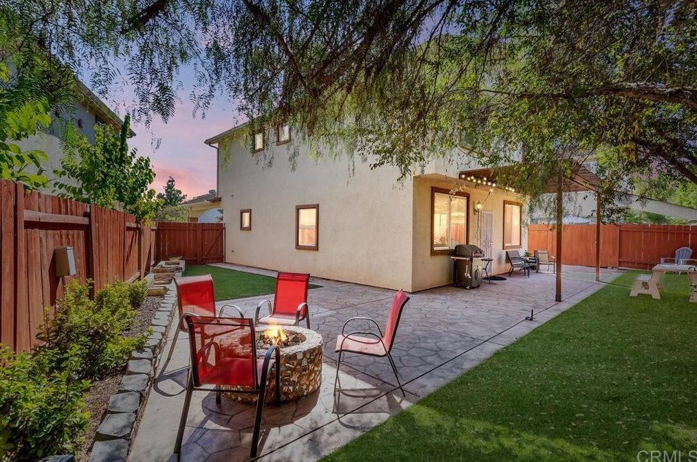 8772 Glen Vista Way, Santee, CA 92071